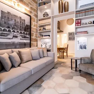 Zisa Italy