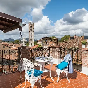 Rise And Smile Charming Penthouse Italy