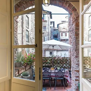 La Delizia Italy
