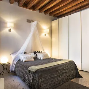 Terrazzina - Romantic Pied A Terre At The Heart Of Cannaregio District Apartment Venedig